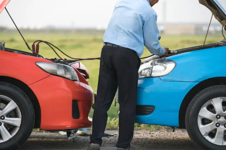 Does Leaving Car Door Open Drain Battery?