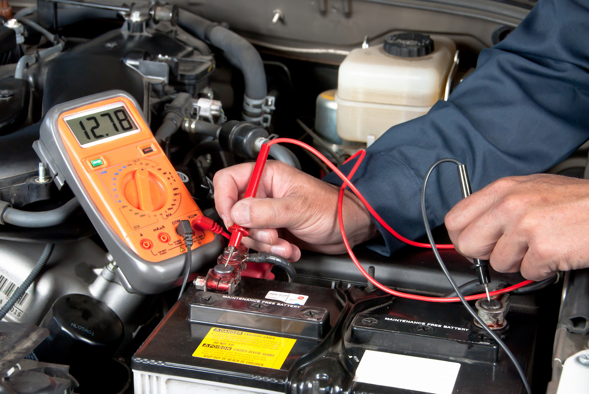 Does Car Battery Charge When Idling?